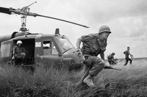 https://www.linkedin.com/pulse/bias-ingegneri-e-la-guerra-del-vietnam-augusto-carena/ 